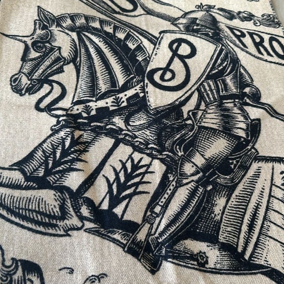 Burberry Dark Birch Brown Scarf Reversible - Picture 4 of 7